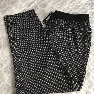 Daisy Fuentes Patterned Silky Pull on Pants